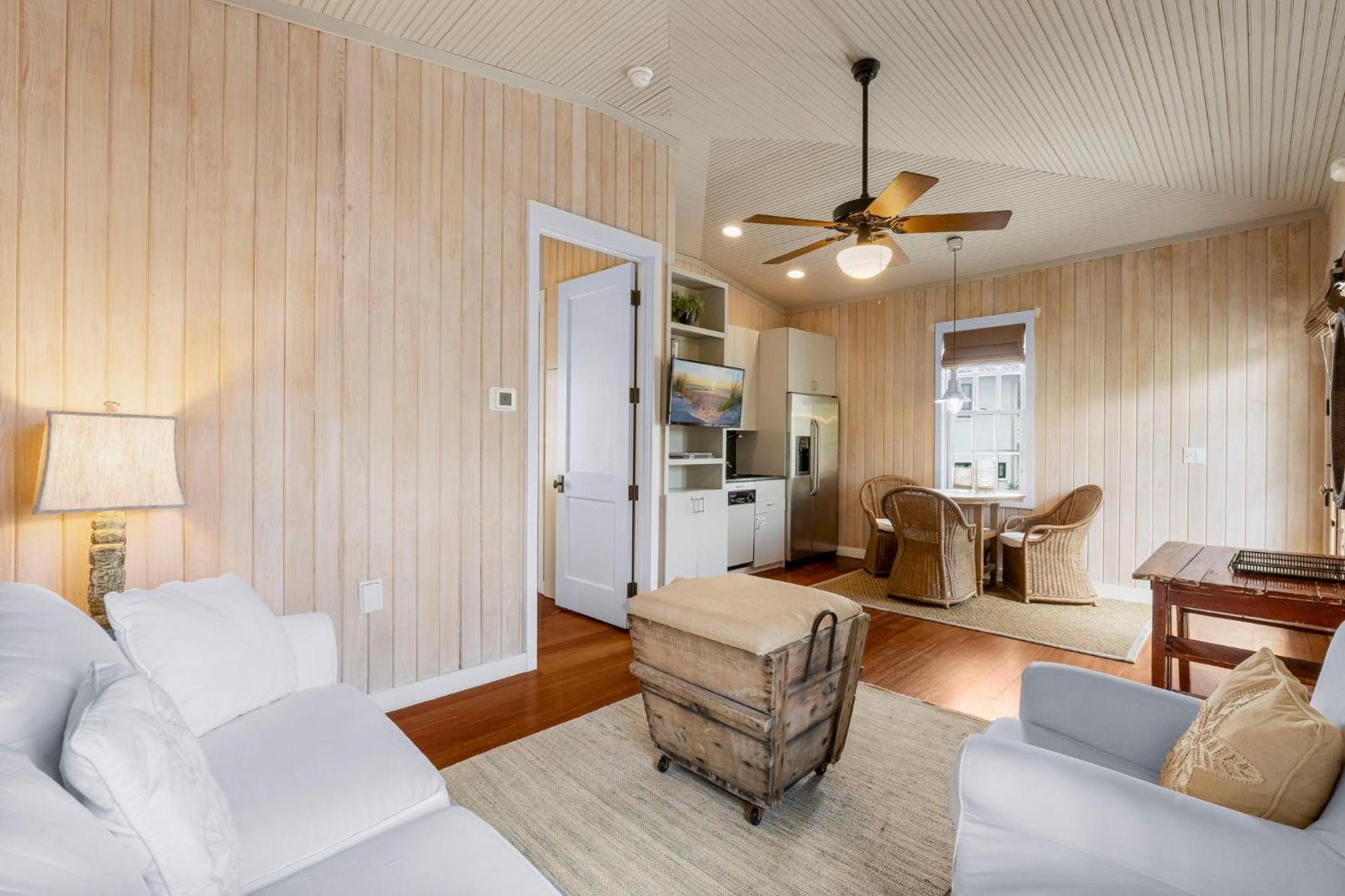 Uncorked Carriage House Villa Rosemary Beach Exterior photo